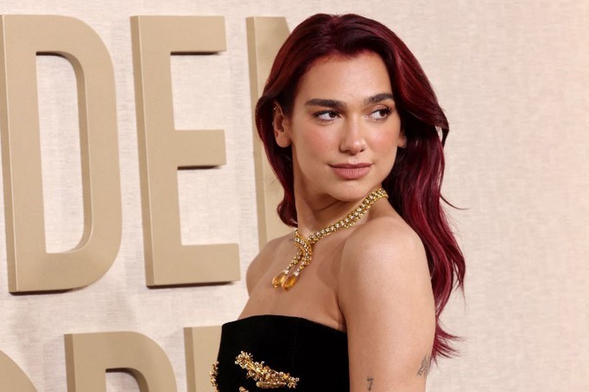 4 Fakta Menarik Penyanyi Lagu New Ruller – Dua Lipa