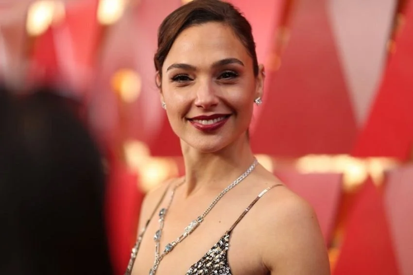 7 Fakta tentang Gal Gadot, Pemeran Karakter Wonder Woman